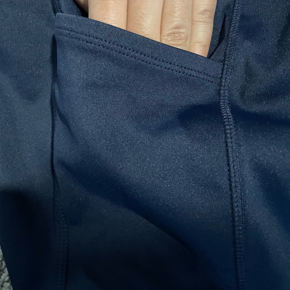 Teen Gap biker shorts - Picture 3 of 4